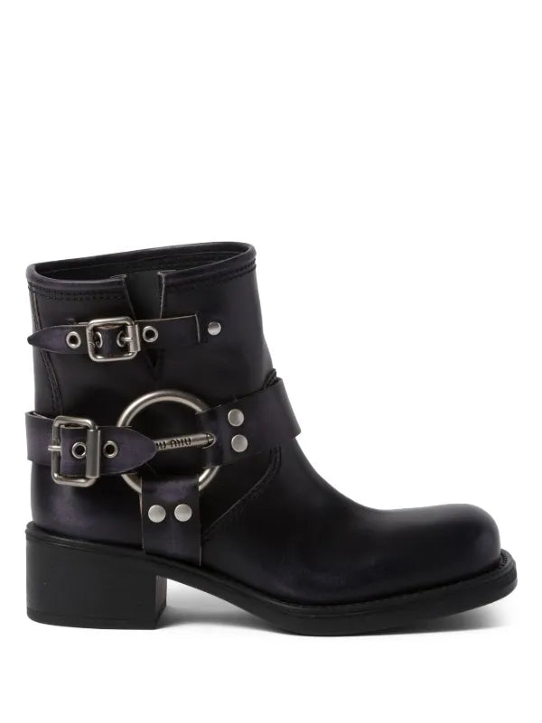 Miu Miu
Vintage-Look leather ankle boots