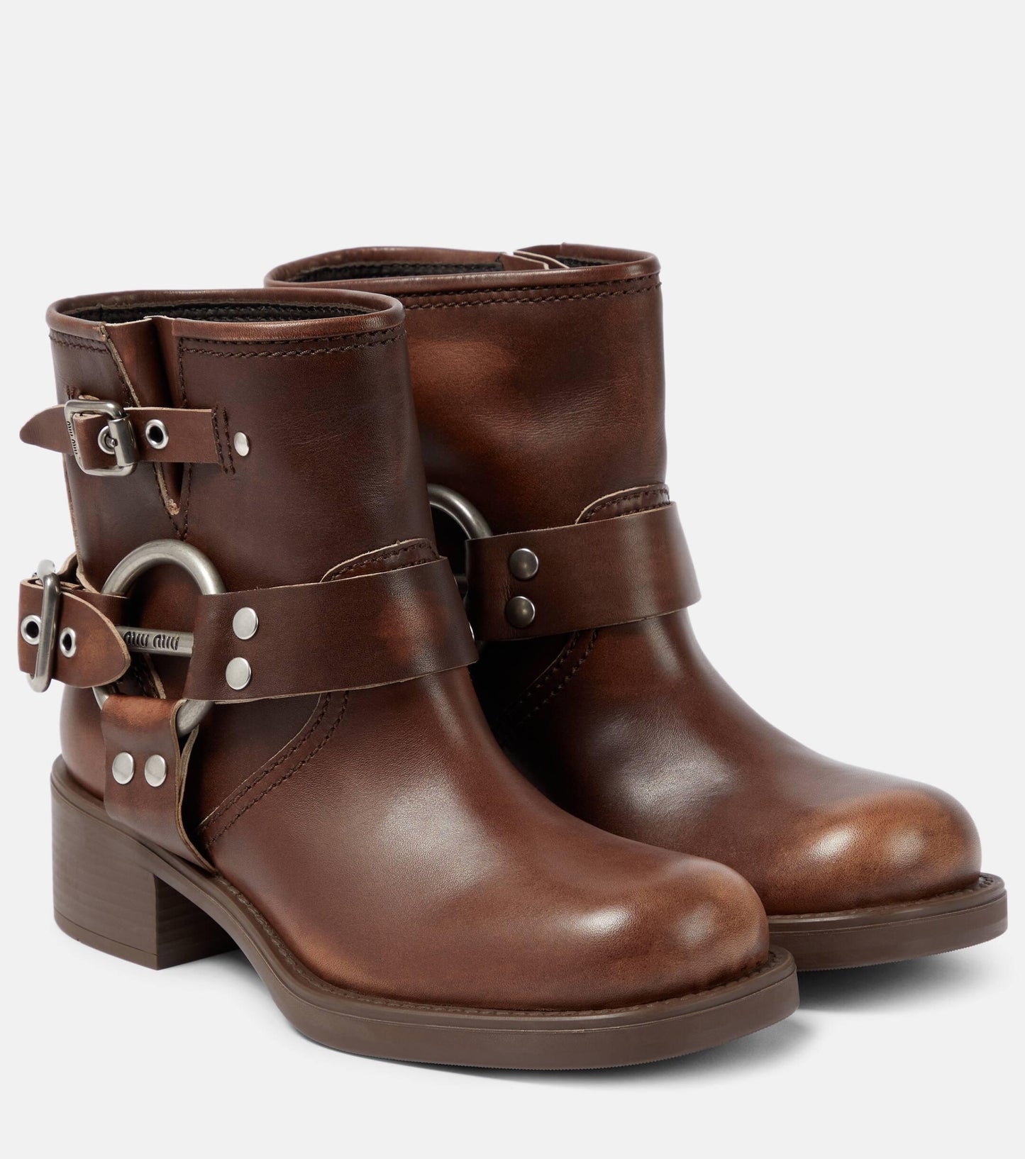 Miu Miu
Vintage-Look leather ankle boots