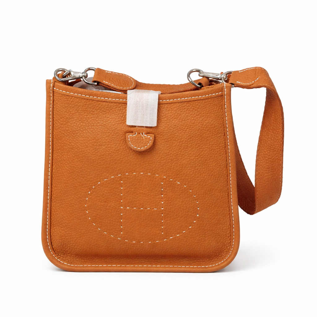 Elegant Tan Leather Crossbody Bag – Minimalist Chic