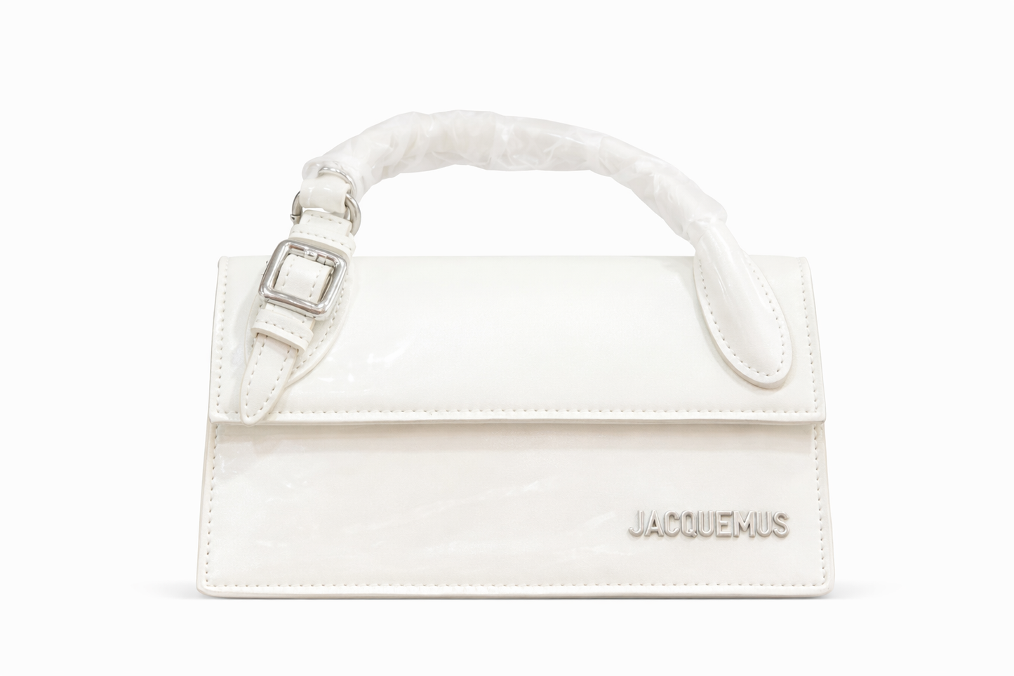 Jacquemus White Minimal Chic Bag”🤍