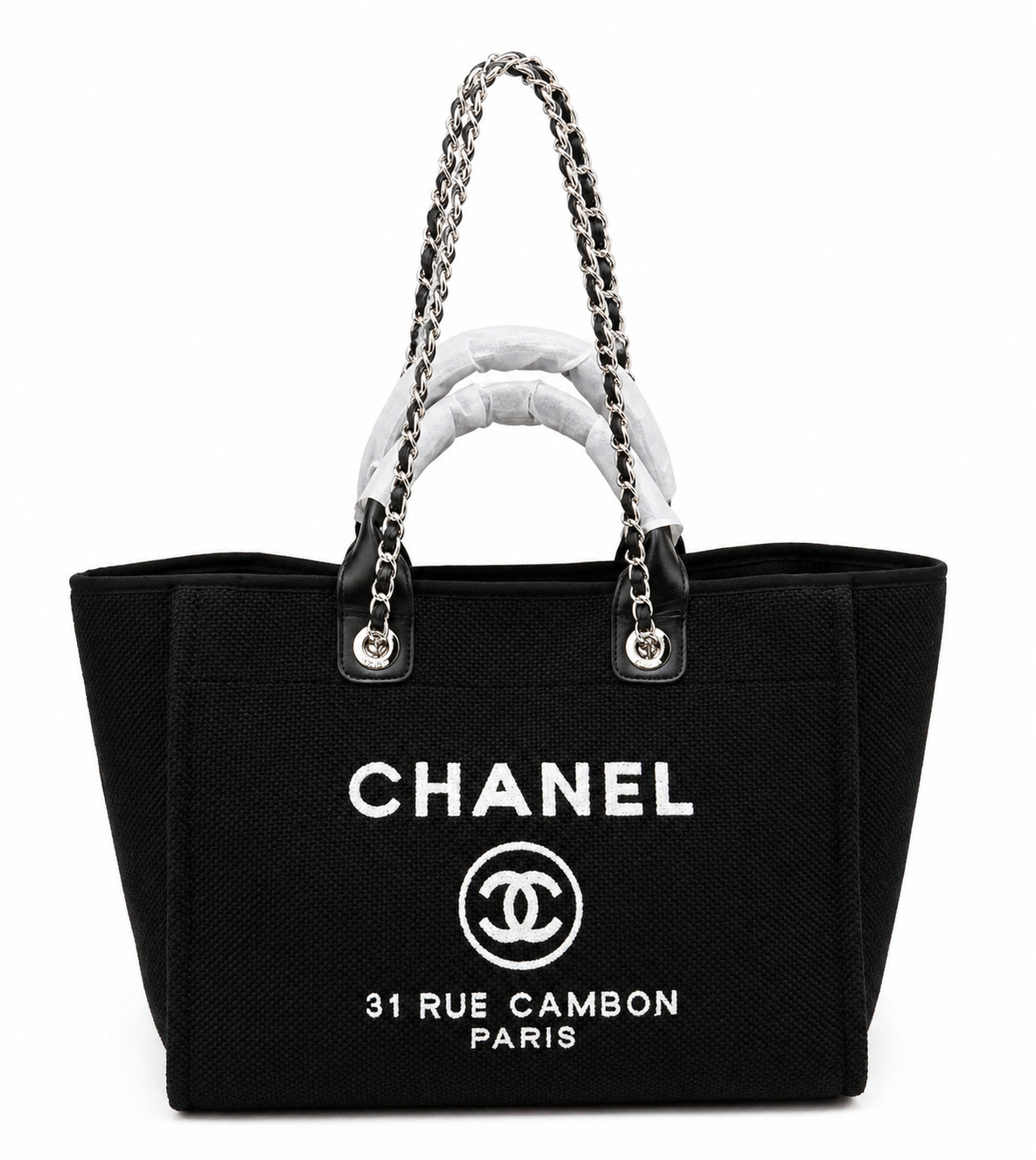 Chanel Black Tote – Everyday Luxury with a Chic Touch