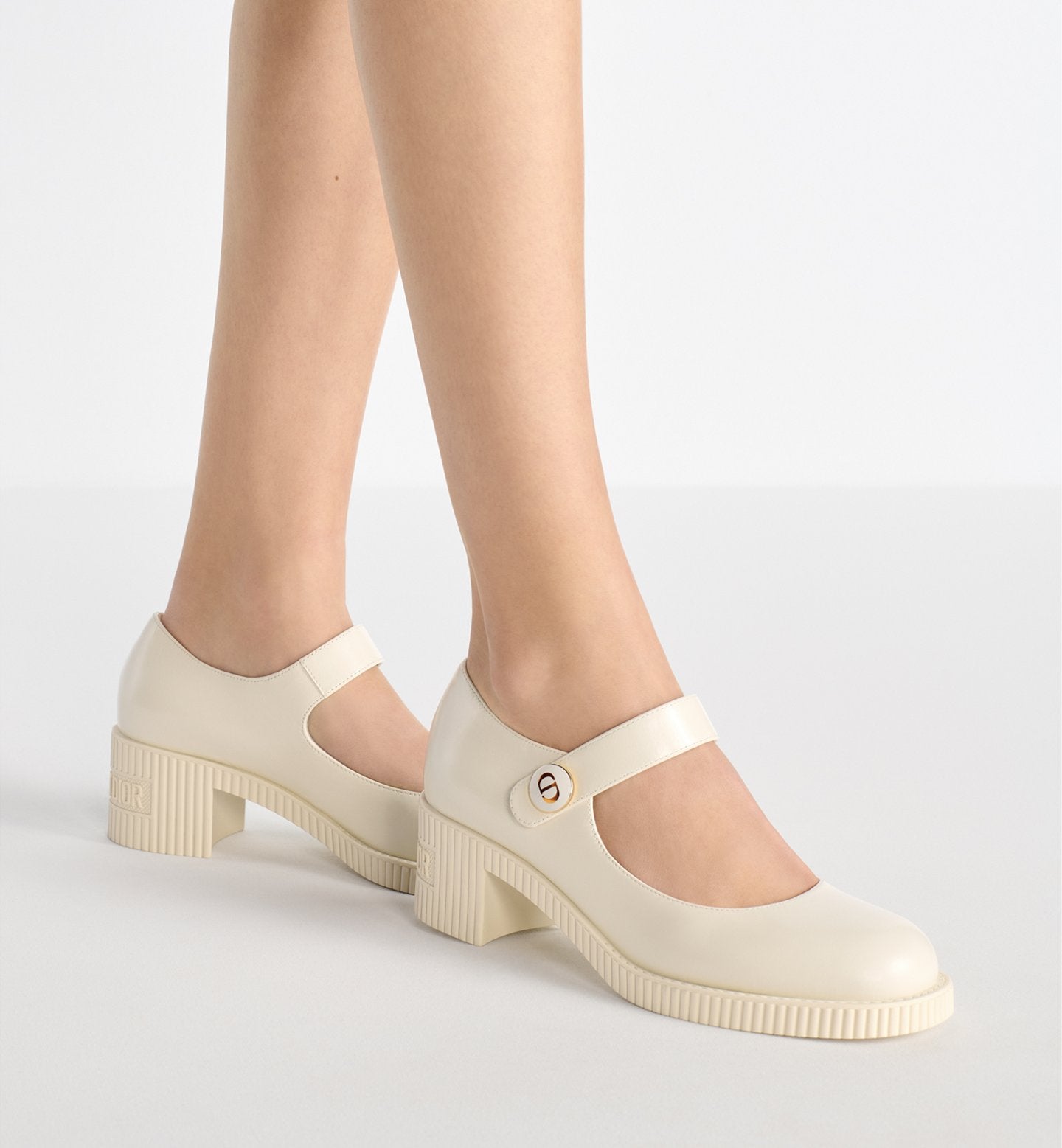 D-Doll Pump
White Shiny Calfskin