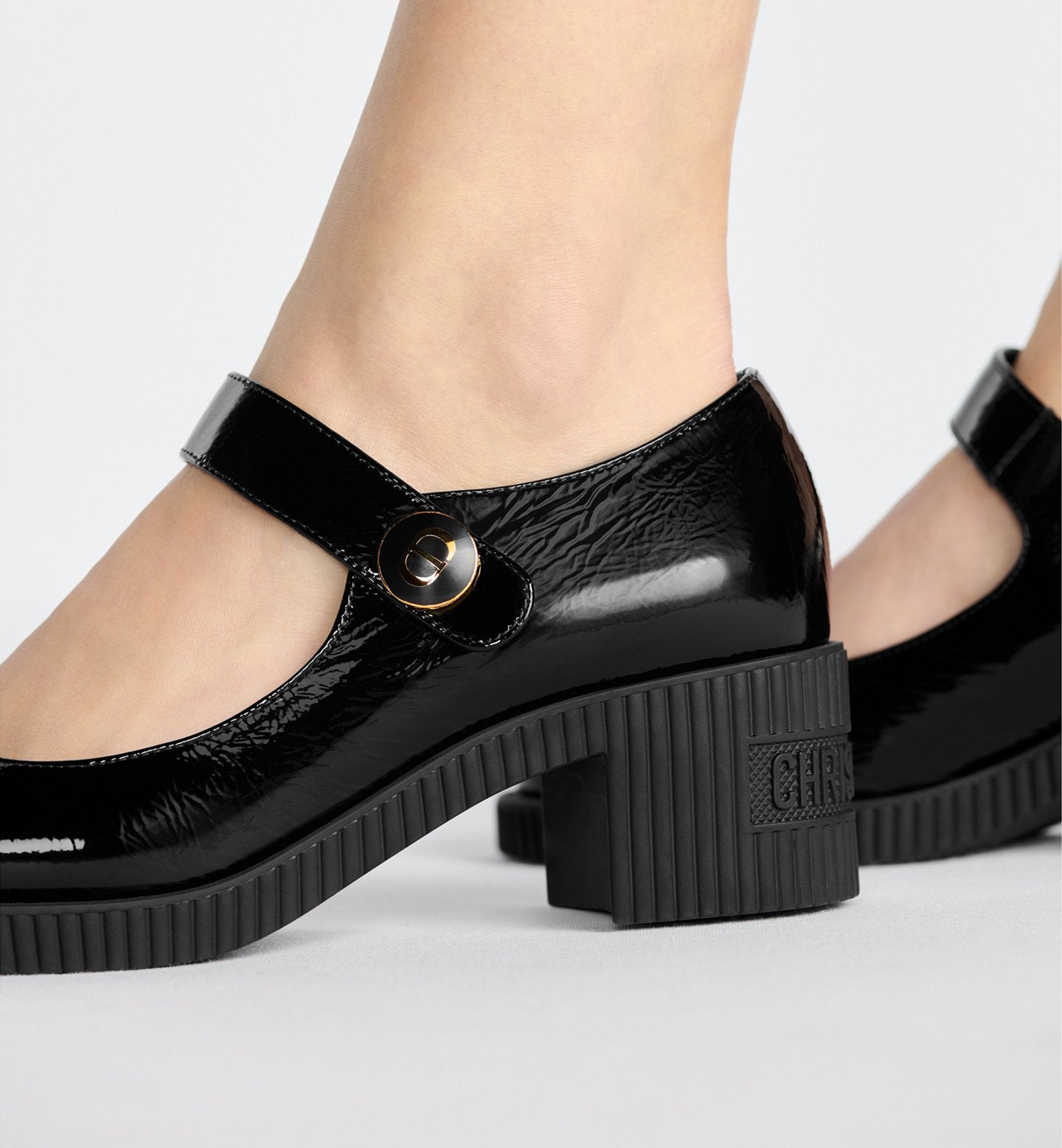 D-Doll Pump
Black Shiny Calfskin