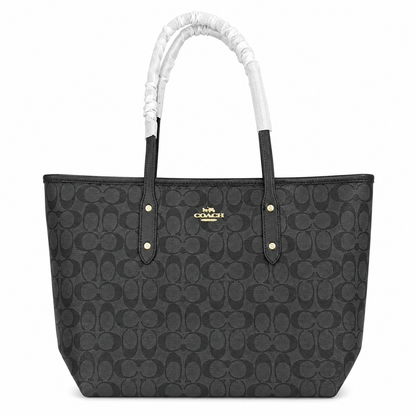 Coach CO117 bag