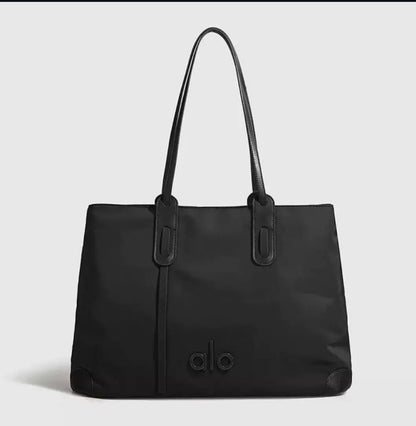 New Alo Yoga Women