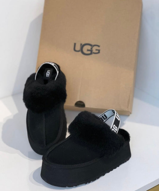 Classic UGG in chocolate brown perfect blend