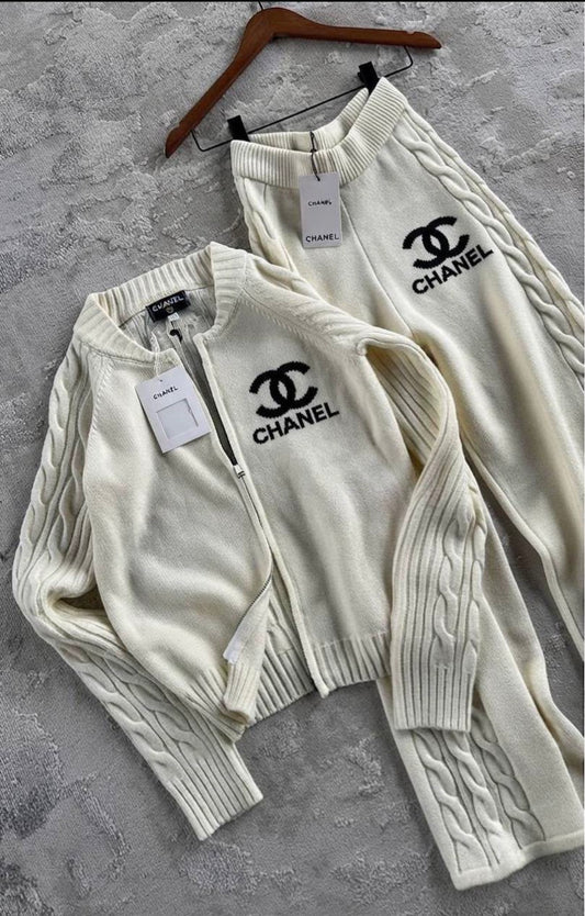 Cream Cable-Knit Logo 2-Piece Set
