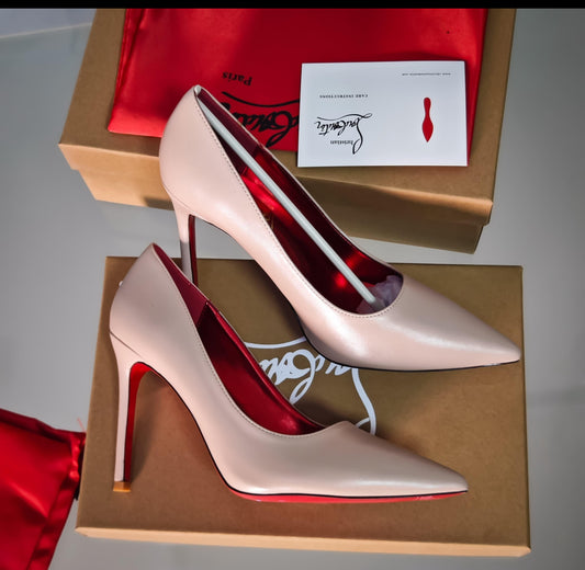 CHRISTIAN LOUBOUTIN