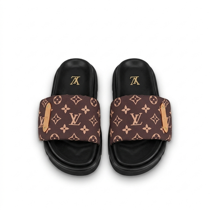 LOUIS VUITTON 
Pool Pillow Flat Comfort Mule