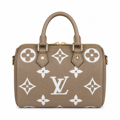 LOUIS VUITTON 
Speedy Bandoulière
