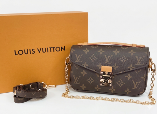 Louis Vuitton Pochette Métis Reverse Monogram