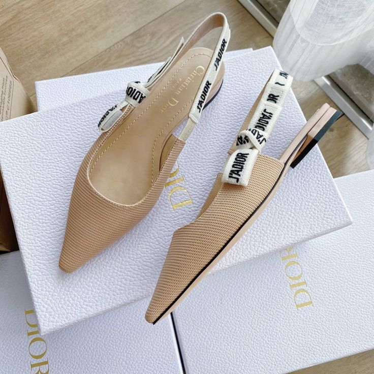 J'Adior Slingback Flat