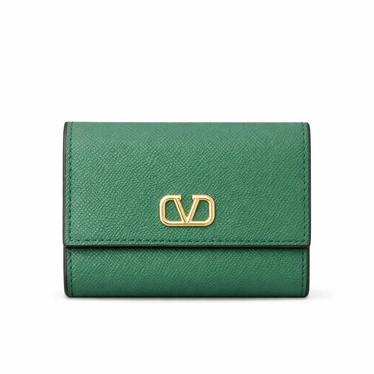 The Valentino Garavani VLogo Signature Grainy Calfskin Wallet green