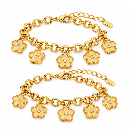Elegant Gold-Tone Clover Charm Bracelet – Crystal Detail