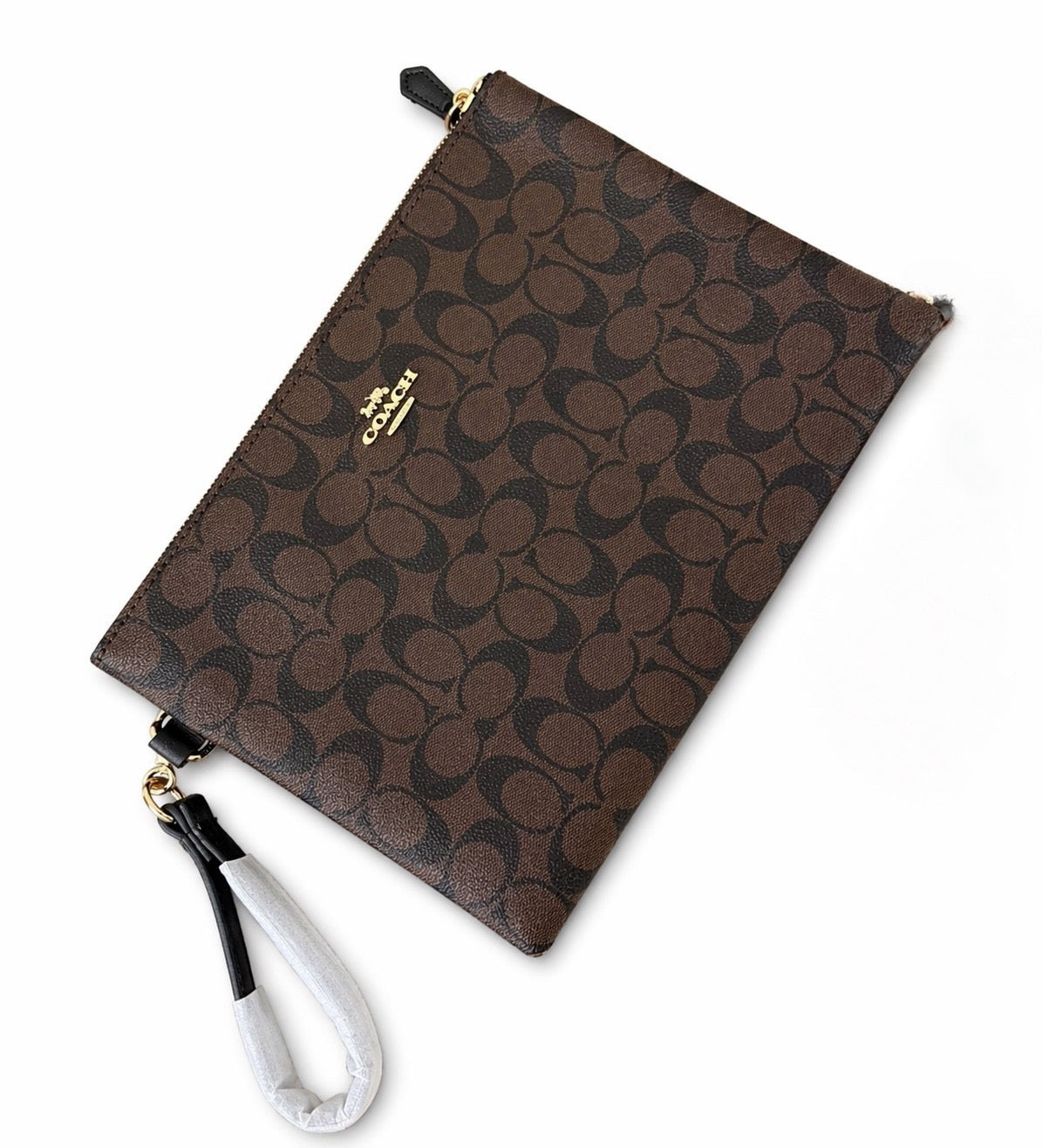 Elegant Checkered Wristlet